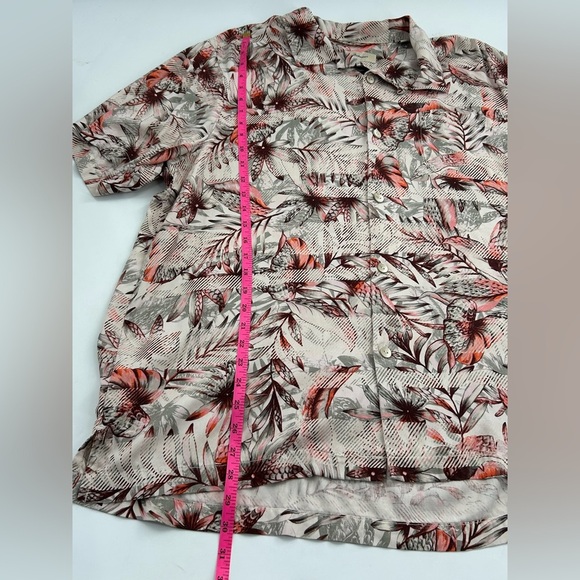 Tommy Bahama, Tropical Silk Print Men's Shirt - Picture 7 of 7
